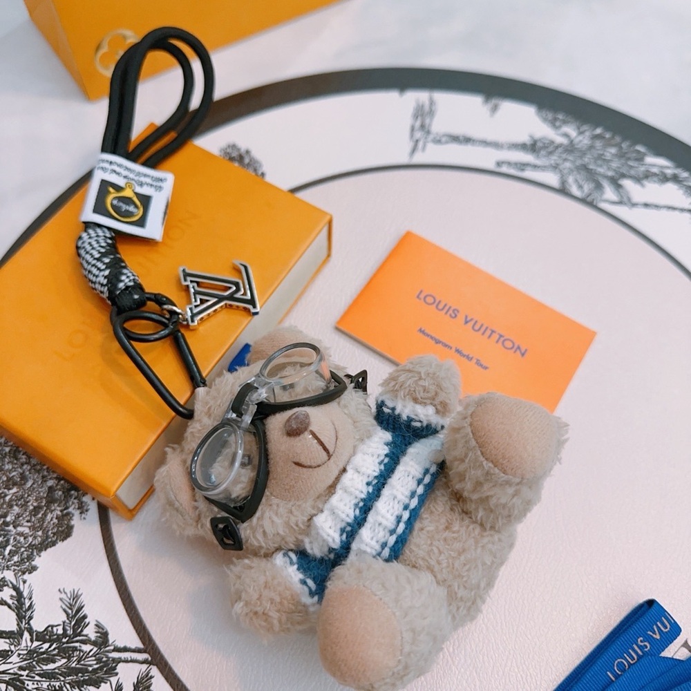 Louis Vuitton Teddy Bear Keychain💕💕💕 - Picture 4 of 6